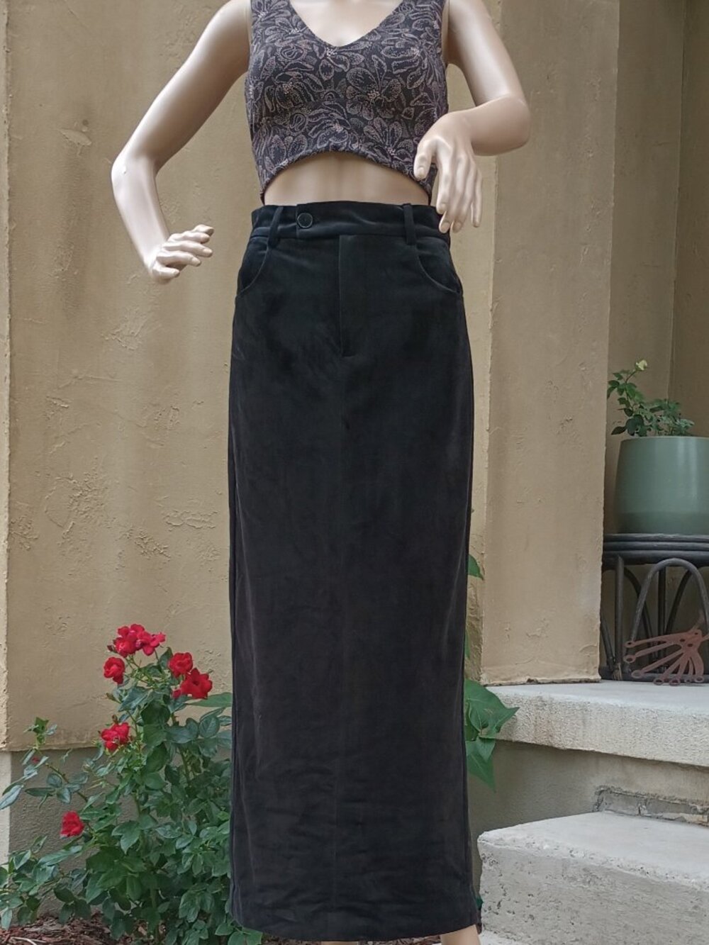 Long Black Velvet w/high back slit by Vicolo, size small, EPC